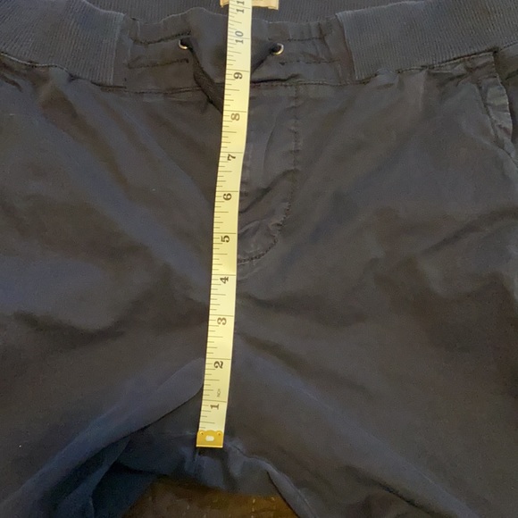 Maurices capris - Picture 3 of 4